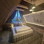 Kryjowka Pod Reglami