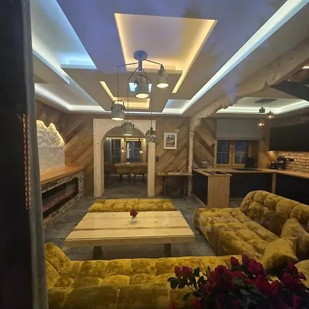 Kryjowka Pod Reglami Chalet