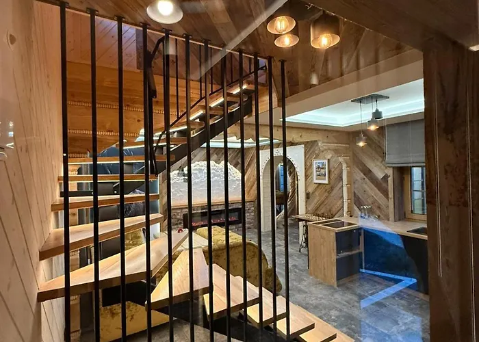 Kryjowka Pod Reglami زاكوباني