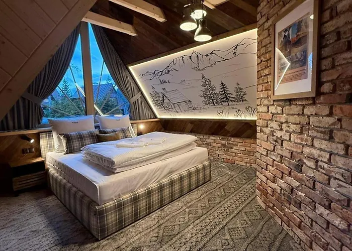 Kryjowka Pod Reglami * زاكوباني